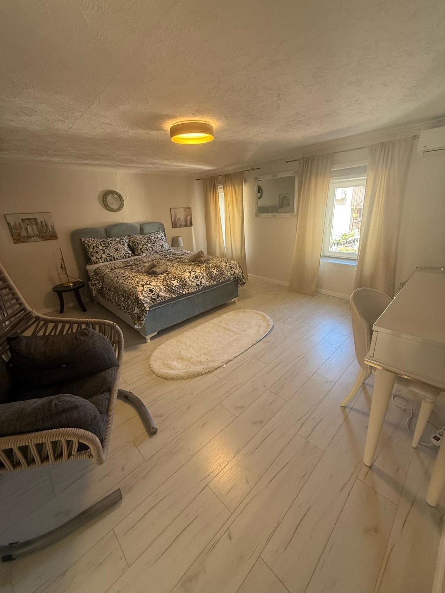 Apartment With Garden Hanja Mostar Bilik gambar